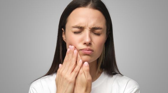 Featured image for “Dental Symptoms That May Require an emergency dentist Oakville”
